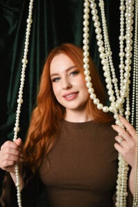 AirySilhouette Public Pic