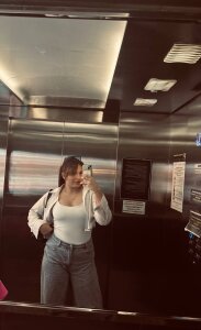 Avery_Flores kullanıcısının Public albümü -  2 fotoğraf