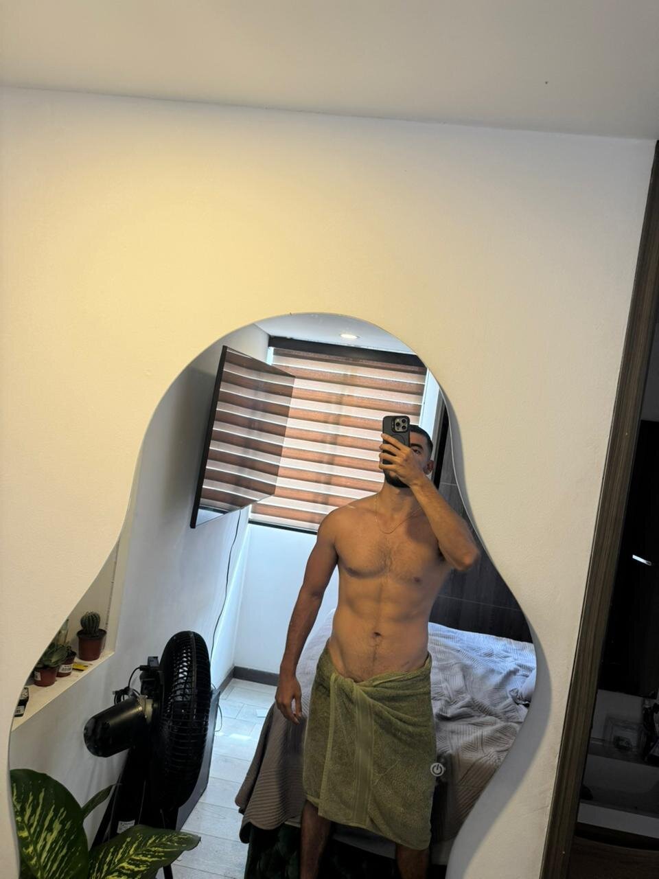 Трендове зображення  5524 Dimitri_Bass