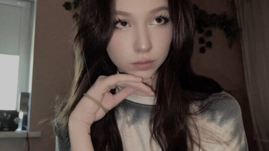 And again, I'm beautiful😈 de LizaWakenight  2 photos