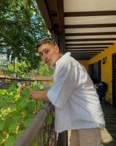 Adam_Grey 🌱🌍💫 Immagine  4