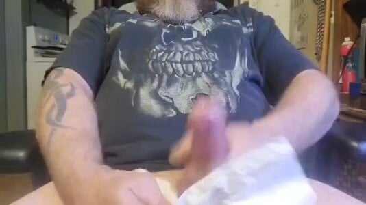 Lives2eatvajj: Public ( 2 фото)