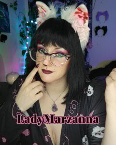 Selfies de LadyMarzanna  Imagens