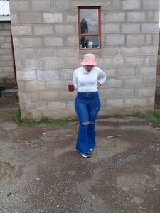 CurvyQueenx2 Public Foto 2