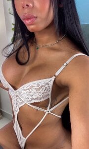 sensuality🔥🔥 de Nicole_Paradise  2 Imagens