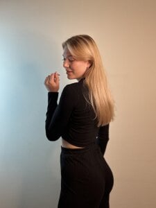 ToyaBosques Public Pic 2