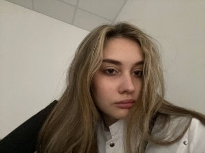 Only_Coraline_ Public Immagine  2