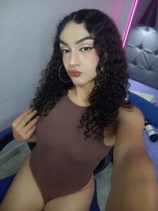 scarletcherry18 👄🫰🏽 Hình