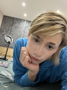 ll_LiamPublic照片 5