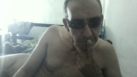 guevo14cm3のpuro poderの枚の写真