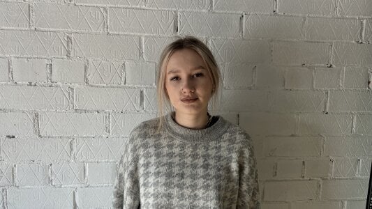 CelsaDelucia Public Pic 4