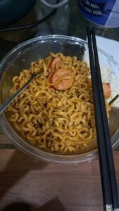 ali_za88 hungry Pic