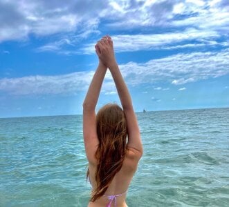 lovelly_molly travel Pic 3