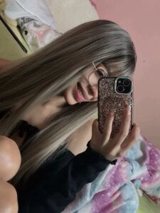 I am pretty 💖💗 de TOOKIOG_  2 Imagens