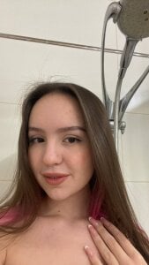 LisaSmiths Shower :) Pic