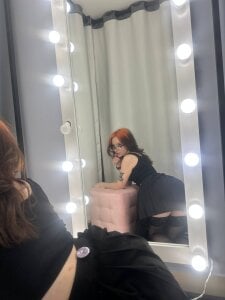 Teresa_Gold Public Pic 9