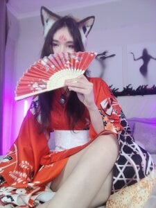 Emily_Strikeee cunning kitsune🦊🌸 Pic 5