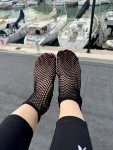 Dina-Light BLACK FISHNET SOCKS Pic 6
