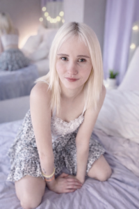 CrystalLili Public Kuva 9