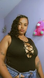 KendriNaughty Public Pic 3