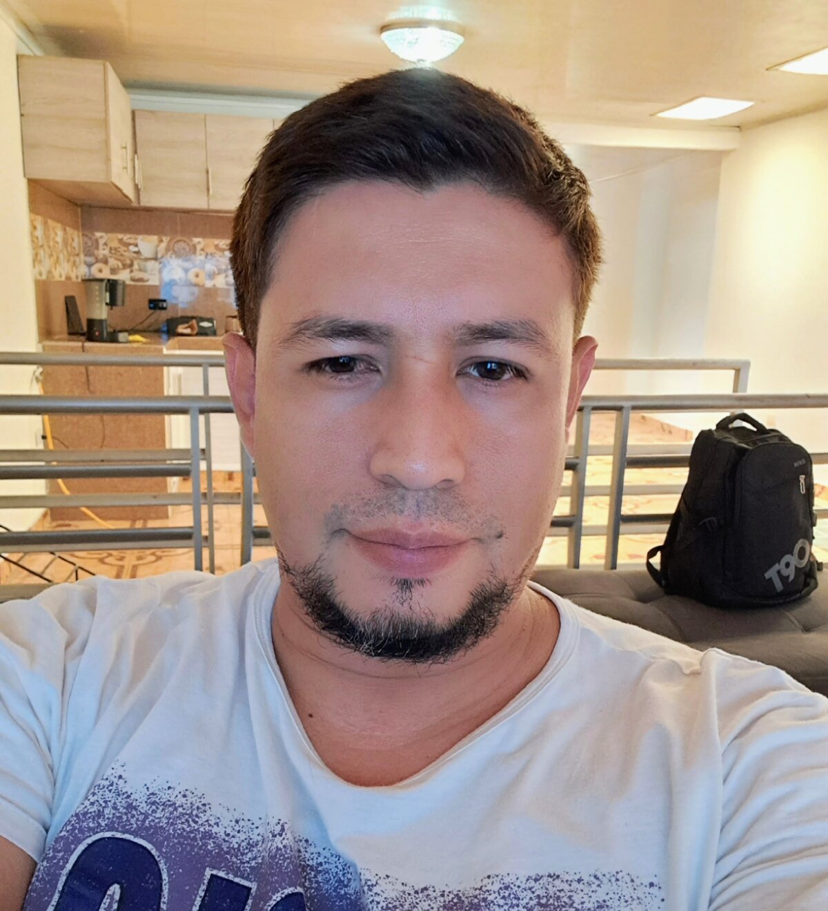 lianjuc Trending Pic 4973