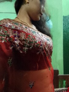 Indian_Priyaa Public Pic