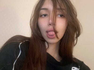 CoraleeSpadlin I'm streaming now💘 Pic 3