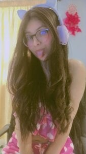 --MiaKhalifa-- Public Pic