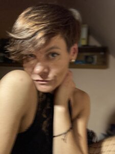 DtPORNBITCHPublic图片 5