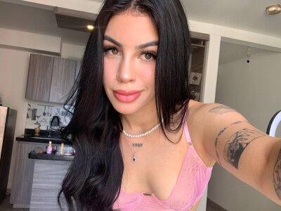 Aya_Laurent For all my babes Pic