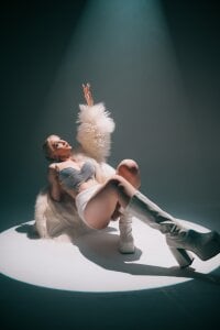 StacyEvances Ascend  2টি ছবি