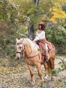 EdithQuillian Public Pic 7