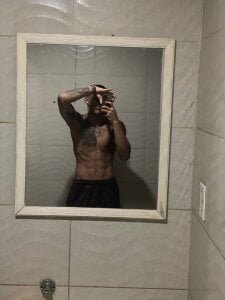 Damian_latinxxx Public  3. fénykép