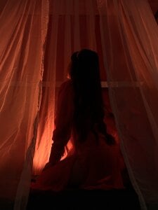 YOU WON'T BE ABLE TO RESIST MY CURVES🔥 de Raven_Luxx  Imagens