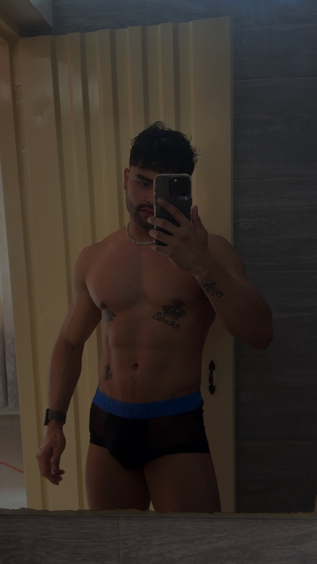 JordanRossie Aktuellstes Foto 2000