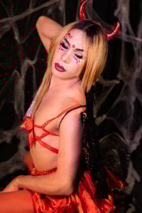 Daliana_Gounbolt 🖤 “My sin? Wanting you too much.” Pic