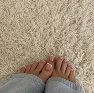 Roma_Nia 🤞 Gambar