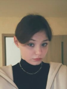 nikole_kitt Don't rush to live, just live..... Pic