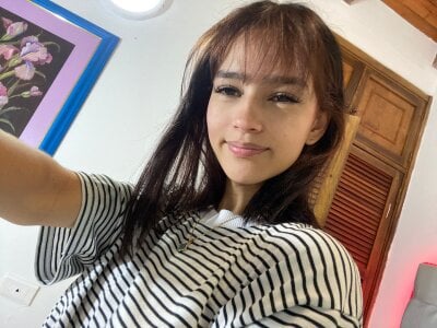 MelodyMansson Good morning, handsome ☀️💋 I’m live from 8:30 a.m. to 3:30 p.m., ready to make your day melt with d Pic 3