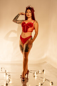 Ami_Berner Merry Christmas Pic 5