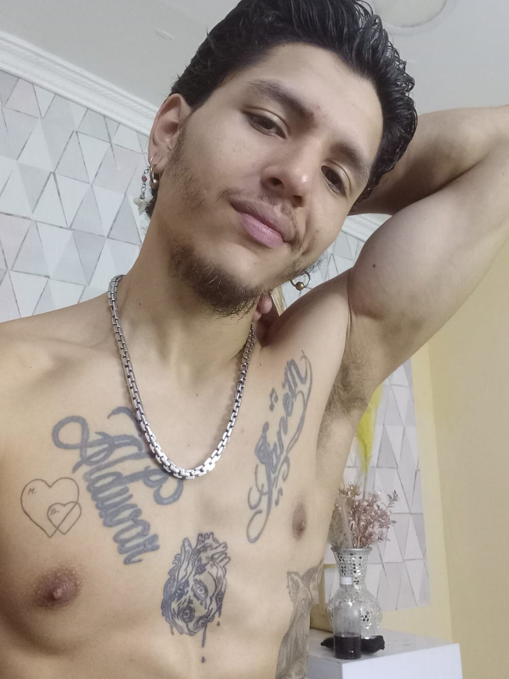 DanteLuxx 熱門圖片 2181