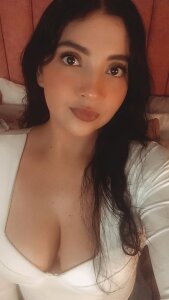 ashley_Olsen 🎁❄️ Pic 2