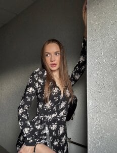 Molly_MuerPublic照片