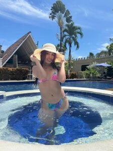 attitude de Miss_Charlottet Foto 7