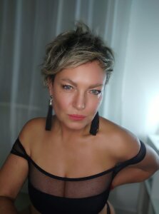 Marta_Flow Public Pic 4