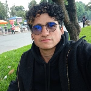 __JaviJavi: Public ( 2 фото)