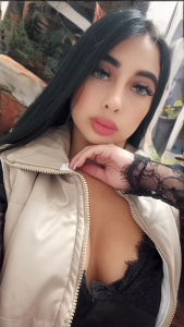 Selenevosse_ 😋 Pic