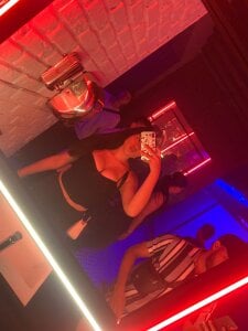 taamy_desire Public Pic 3