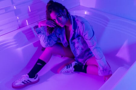 What if we make it happen in the bathtub?😏 de VioletPaket  2 Imagens