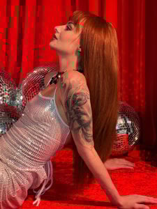 bigJuicyPussy: Happy New Year ( 6 фото)